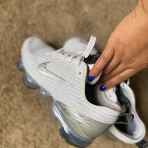 VAPORMAX